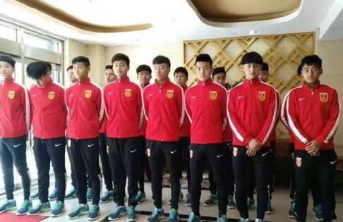 据了解，当地时间12月20日，环球公司通知数千家影院，他们将收到电影《猫》的更新版，带有;一些改进过的视觉效果